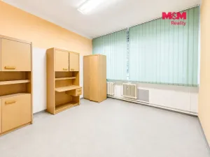 Pronájem skladu, Louny, Poděbradova, 235 m2