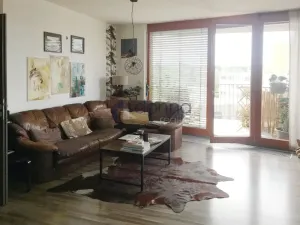 Pronájem bytu 2+kk, Praha, Květinková, 70 m2