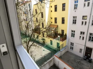 Pronájem bytu 2+kk, Praha - Nové Město, Koubkova, 51 m2