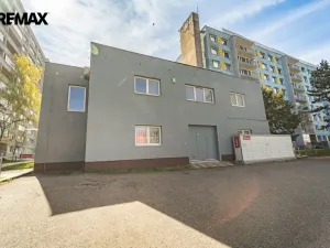 Pronájem obchodního prostoru, Praha - Háje, Hviezdoslavova, 364 m2