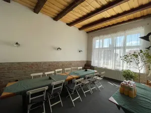 Prodej restaurace, Rakvice, Dolní, 400 m2