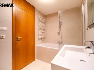 Pronájem bytu 1+kk, Praha - Žižkov, Pitterova, 44 m2