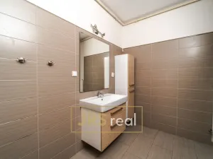 Prodej restaurace, Popice, 498 m2