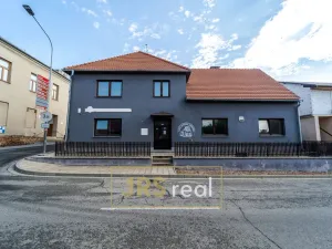 Prodej restaurace, Popice, 498 m2
