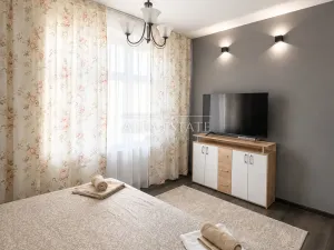 Pronájem bytu 2+1, Karlovy Vary, Foersterova, 62 m2