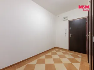 Pronájem bytu 2+1, Karlovy Vary, Charkovská, 57 m2