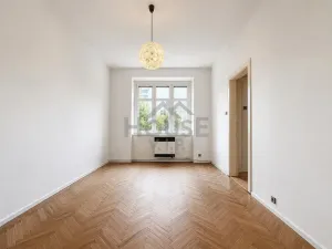 Prodej bytu 3+1, Praha, Prouzova, 75 m2