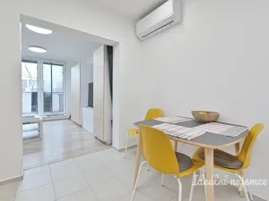 Pronájem bytu 2+kk, Rosice, Na Vyhlídce, 55 m2