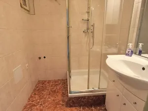 Pronájem bytu 2+kk, Hradec Králové - Pražské Předměstí, Vocelova, 45 m2