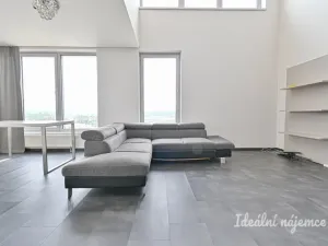 Pronájem bytu 2+kk, Brno, Majdalenky, 76 m2