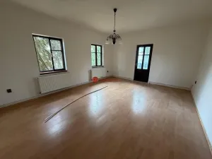 Pronájem bytu 3+1, Jestřebí, 72 m2