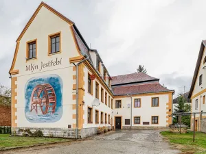 Pronájem bytu 2+kk, Jestřebí, 38 m2