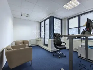 Pronájem kanceláře, Praha - Nusle, Hvězdova, 115 m2