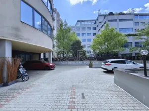 Pronájem kanceláře, Praha - Nusle, Hvězdova, 115 m2