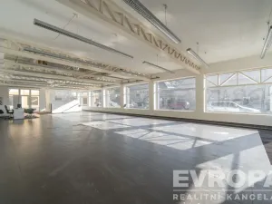 Prodej komerční nemovitosti, Vrchlabí, Pražská, 1279 m2