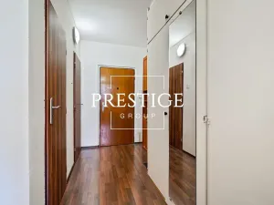 Pronájem bytu 2+kk, Praha - Kobylisy, Frýdlantská, 45 m2