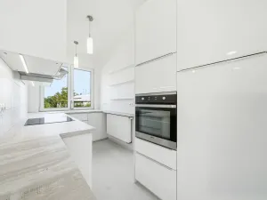 Prodej bytu 3+kk, Olomouc - Hejčín, Erenburgova, 75 m2