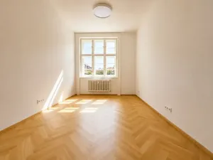 Pronájem bytu 3+kk, Praha - Bubeneč, Na hutích, 83 m2