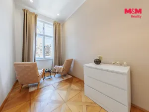 Prodej bytu 2+1, Karlovy Vary, Tržiště, 51 m2