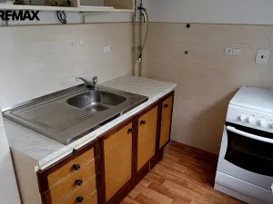 Prodej bytu 1+kk, Hradec Králové, Labská kotlina, 30 m2
