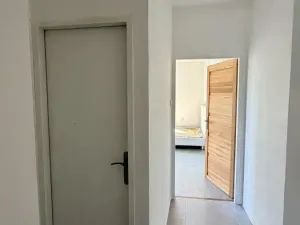 Pronájem bytu 3+kk, Praha - Klánovice, Divecká, 100 m2