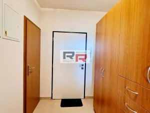 Pronájem bytu 1+kk, Olomouc - Řepčín, gen. Píky, 39 m2