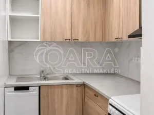 Pronájem bytu 2+1, Praha - Strašnice, Nad vodovodem, 46 m2