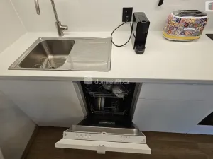 Pronájem bytu 2+kk, Praha - Libeň, Na stráži, 37 m2