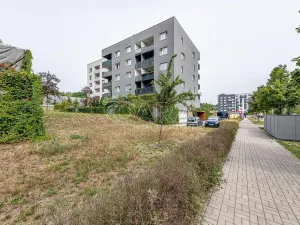Prodej bytu 1+kk, Praha - Vysočany, Strnadových, 32 m2