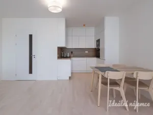 Pronájem bytu 2+kk, Praha - Libeň, Františka Kadlece, 56 m2