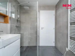Prodej bytu 2+kk, Hradec Králové - Pražské Předměstí, Gočárova třída, 48 m2