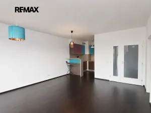 Pronájem bytu 2+kk, Praha - Hlubočepy, Devonská, 60 m2