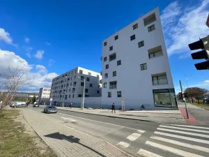 Pronájem bytu 2+kk, Praha - Hloubětín, Poděbradská, 53 m2