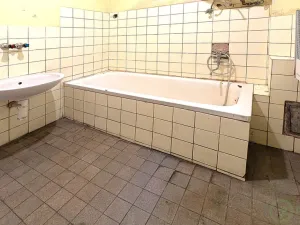 Prodej rodinného domu, Holice - Staré Holice, Nezvalova, 138 m2