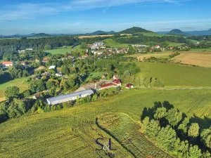 Prodej komerčního pozemku, Brniště, 13896 m2