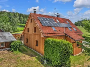 Prodej zemědělské usedlosti, Horní Planá, 200 m2
