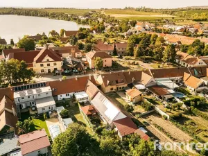 Prodej rodinného domu, Strachotín, Osvobození, 250 m2