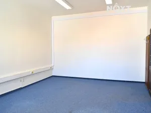 Pronájem kanceláře, České Budějovice, nám. Přemysla Otakara II., 150 m2