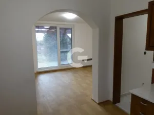 Pronájem bytu 2+1, Zlín - Kudlov, Žlutá, 57 m2