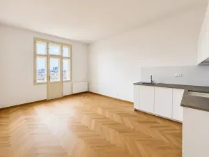 Pronájem bytu 2+kk, Praha - Vršovice, 49 m2