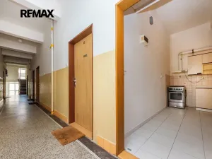 Prodej bytu 2+kk, Praha - Strašnice, Černokostelecká, 52 m2