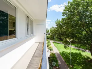 Prodej bytu 1+kk, Praha - Prosek, Veltruská, 33 m2