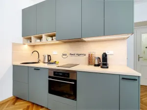 Prodej bytu 2+kk, Praha - Vršovice, Černomořská, 43 m2