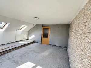 Prodej bytu 4+1, Opava, Přerovecká, 130 m2