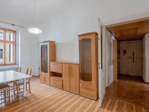 Prodej bytu 3+1, Praha - Malá Strana, Petřínská, 76 m2