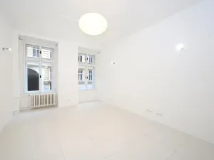 Pronájem bytu 3+1, Praha - Smíchov, Kroftova, 84 m2