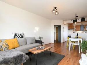Prodej bytu 2+kk, Měšice, 5. května, 47 m2