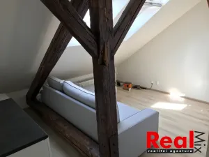 Pronájem bytu 1+kk, Brno - Zábrdovice, Francouzská, 31 m2
