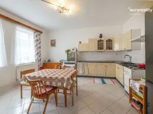 Prodej rodinného domu, Kraslice, 5. května, 380 m2