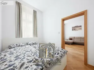 Prodej bytu 2+kk, Praha - Staré Město, Hradební, 51 m2